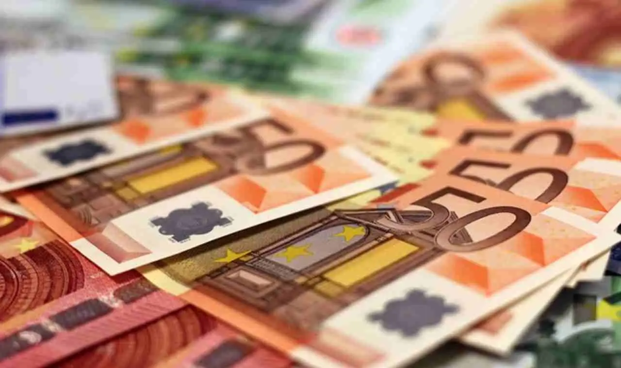 Aumenti previsti per le forze armate: come cambiano le buste paga dal prossimo mese Aumenti previsti per le forze armate: come cambiano le buste paga dal prossimo mese